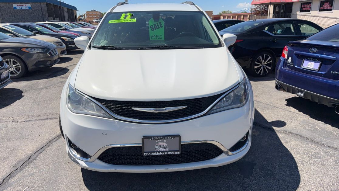 2017 CHRYSLER Pacifica