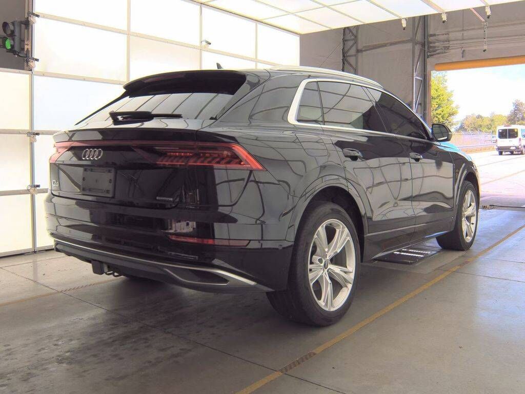 2020 Audi Q8