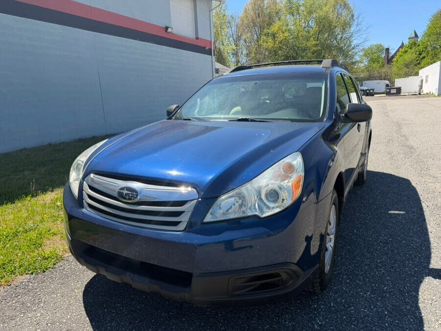 2011 SUBARU Outback