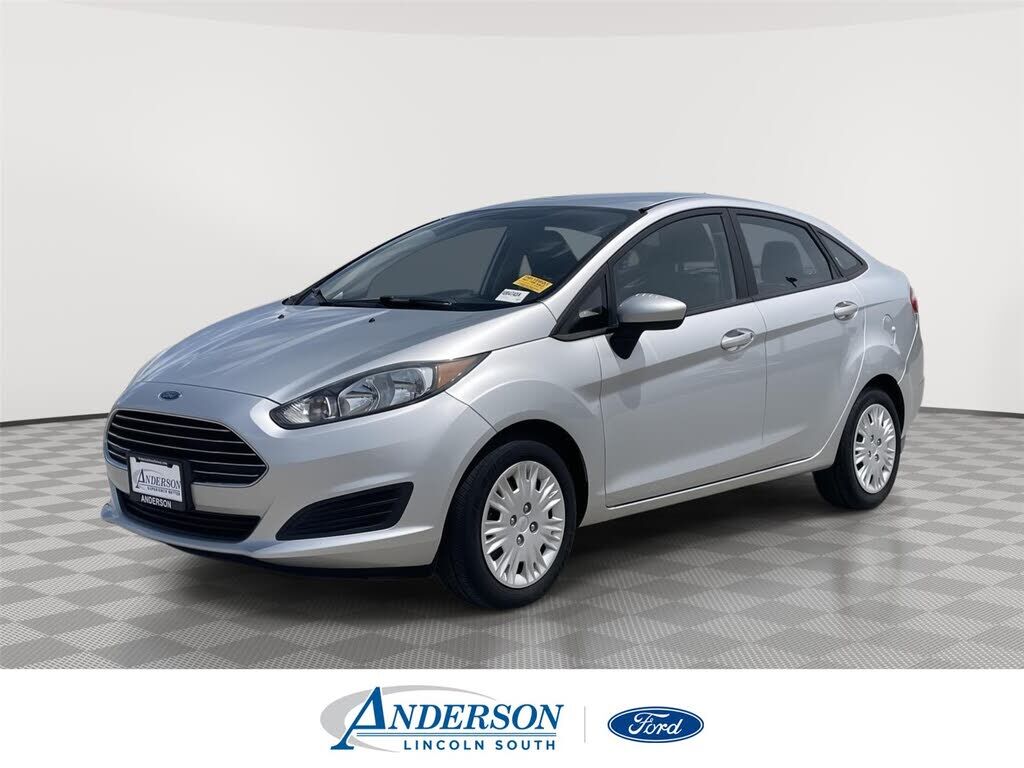 2015 FORD Fiesta
