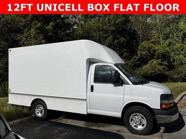 2024 CHEVROLET Express