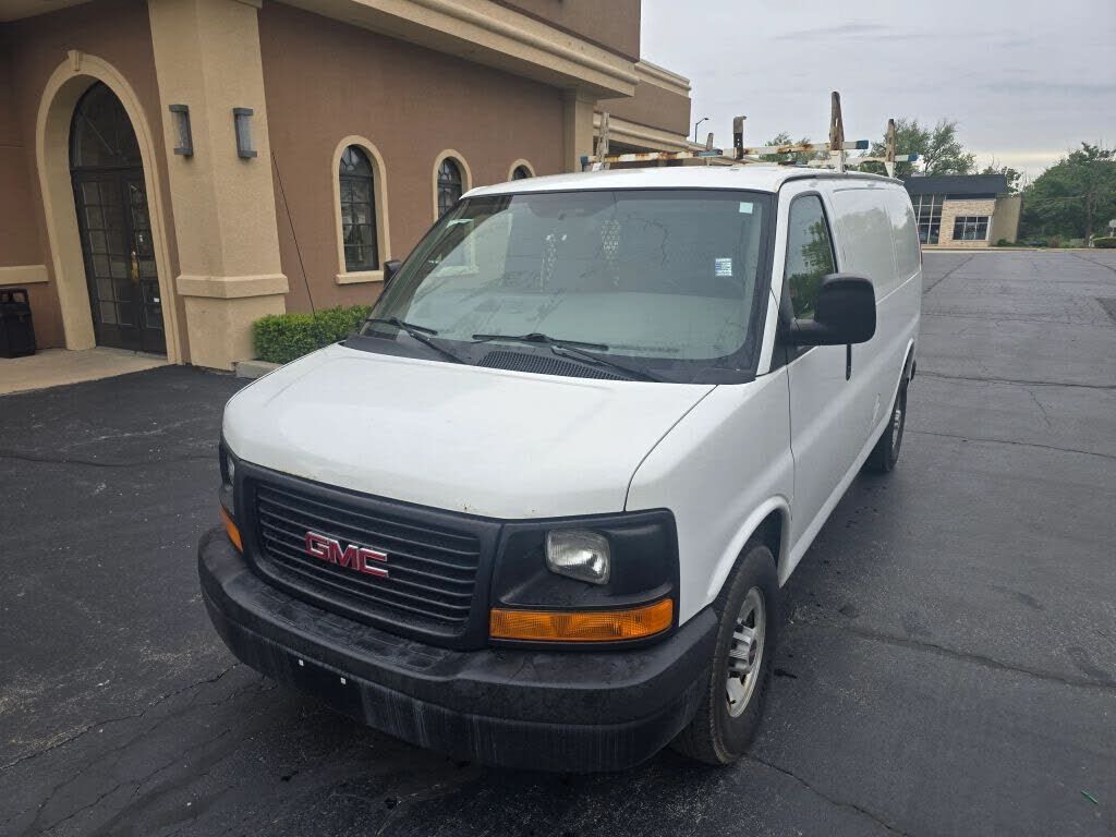 2016 GMC Savana