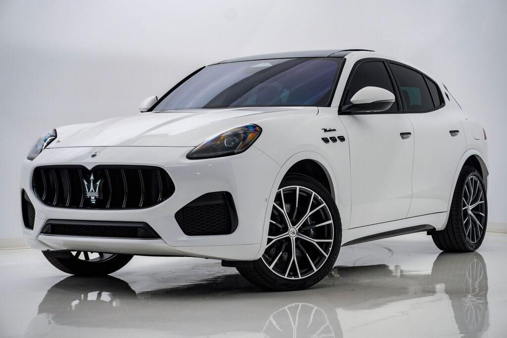 2026 MASERATI Grecale
