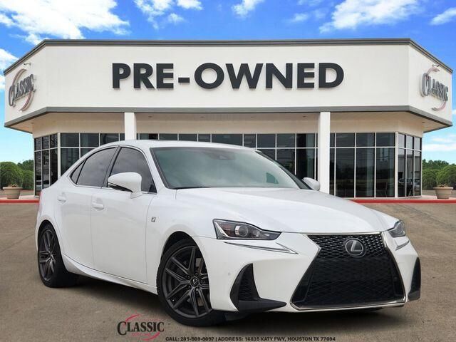 2019 Lexus IS