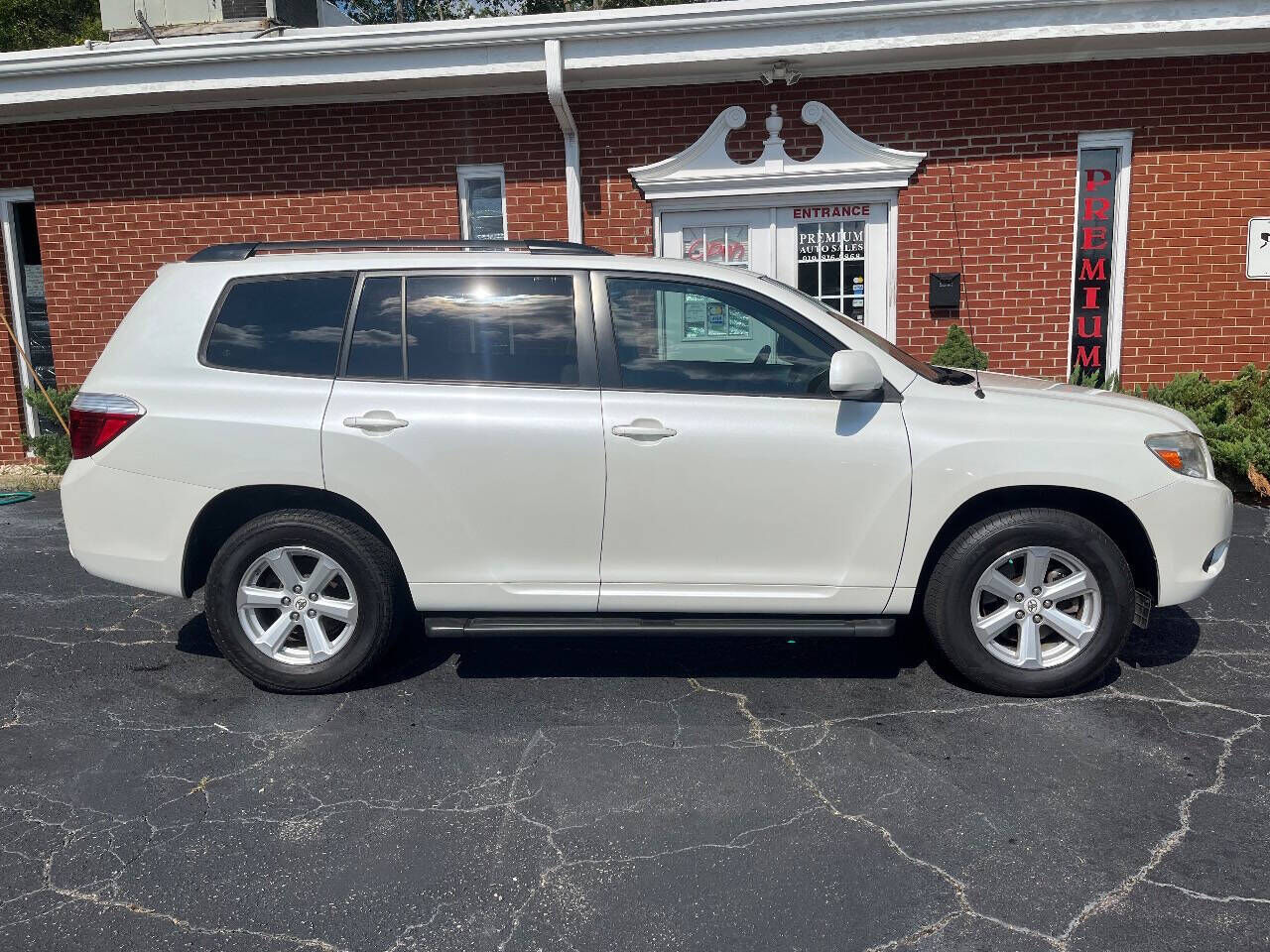 2010 TOYOTA Highlander