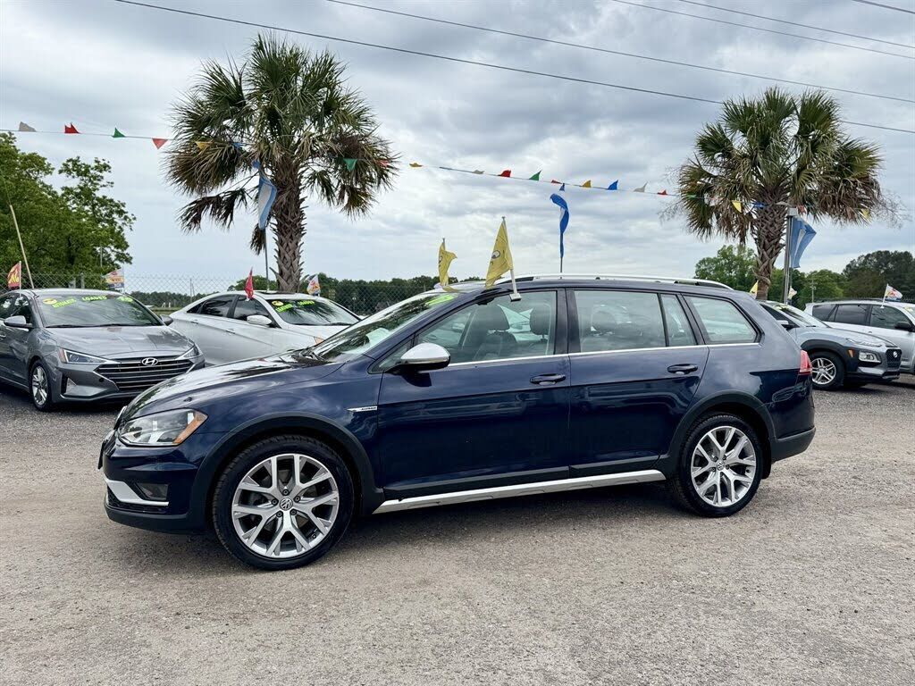 2017 VOLKSWAGEN Golf Alltrack