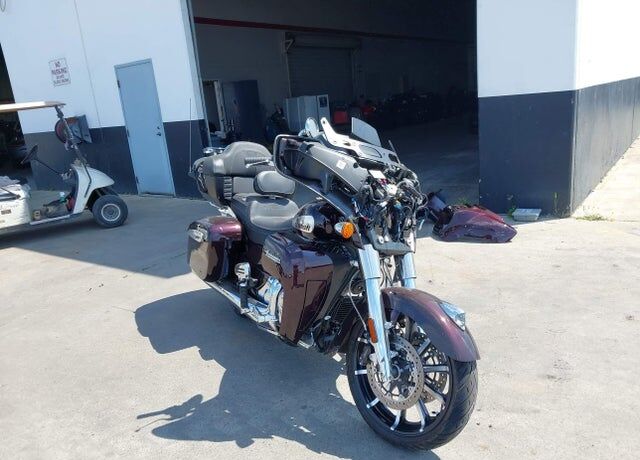 2022 INDIAN MOTORCYCLE Roadmaster