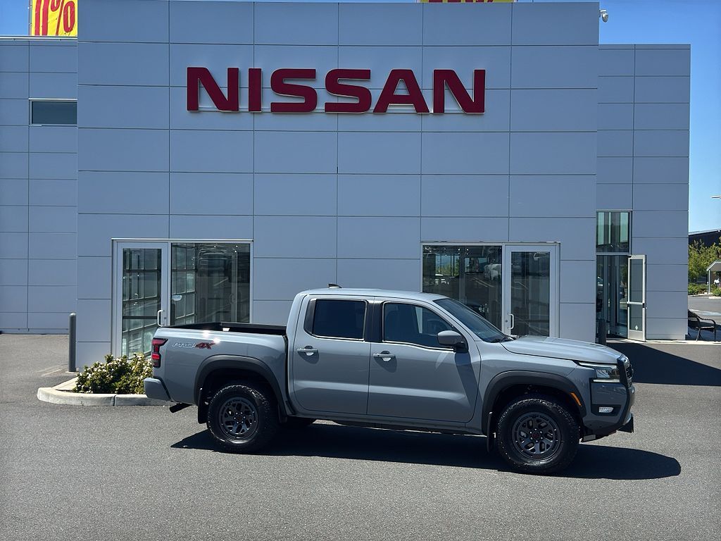 2026 NISSAN Frontier