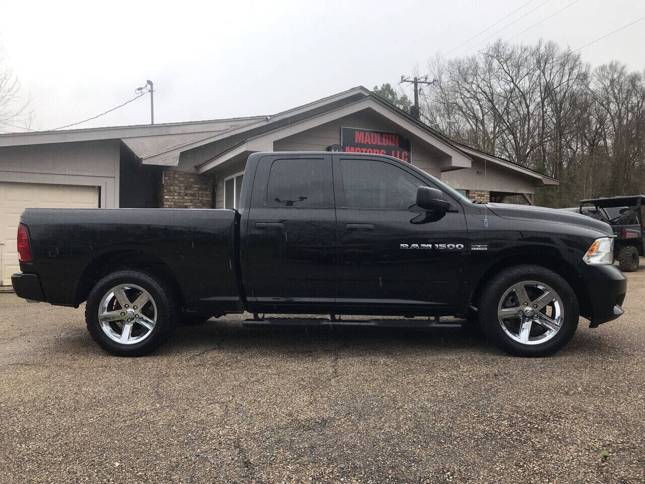 2012 DODGE Ram