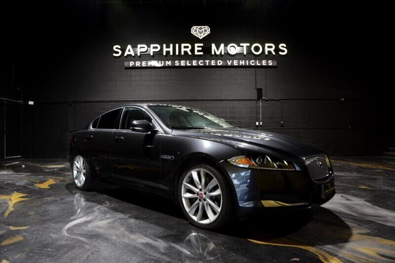 Jaguar XF