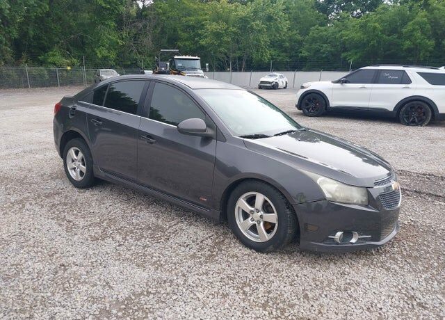 2011 CHEVROLET Cruze