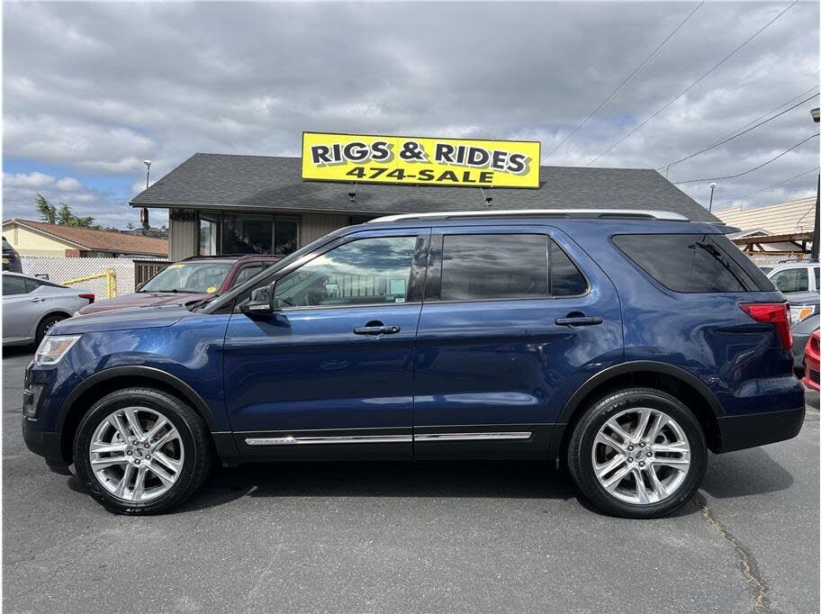 2016 FORD Explorer