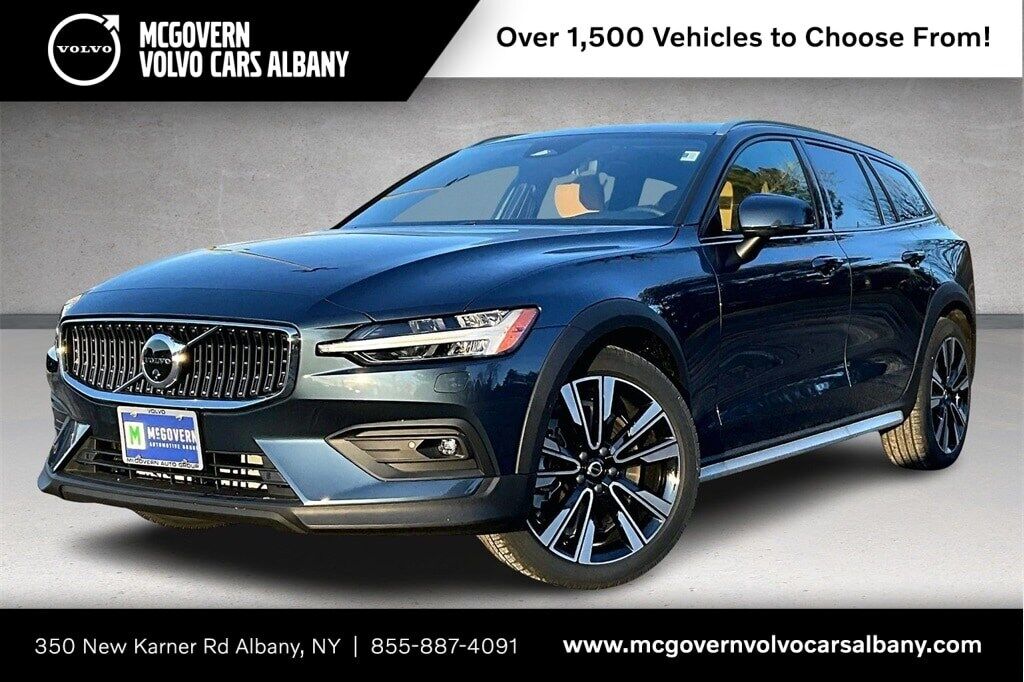 2026 VOLVO V60CC