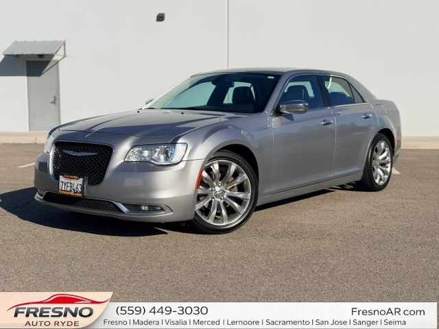 2017 CHRYSLER 300