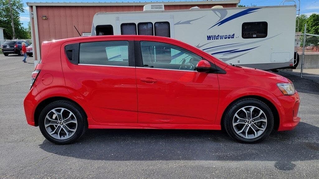 2017 CHEVROLET Sonic