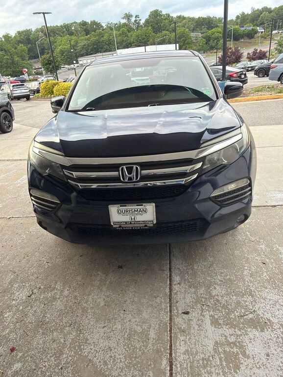 2017 HONDA Pilot