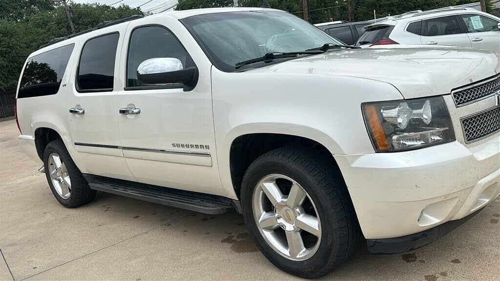 2012 CHEVROLET Suburban