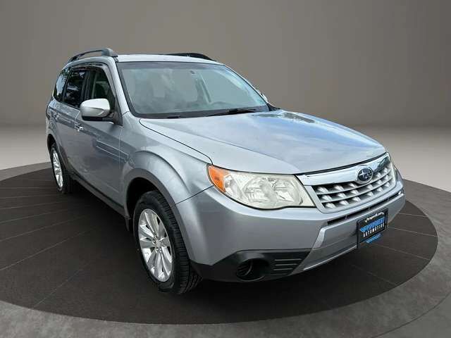 2011 SUBARU Forester
