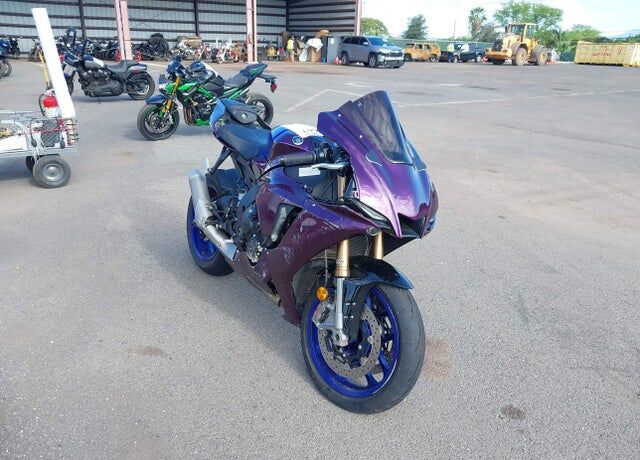 2025 YAMAHA YZF