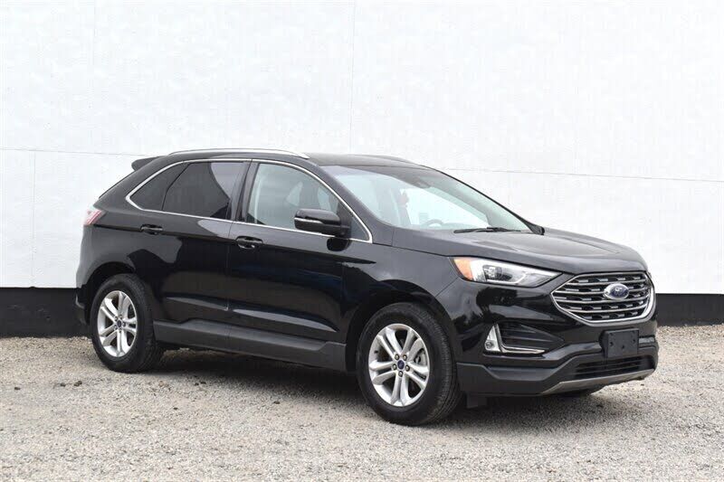 2019 FORD Edge