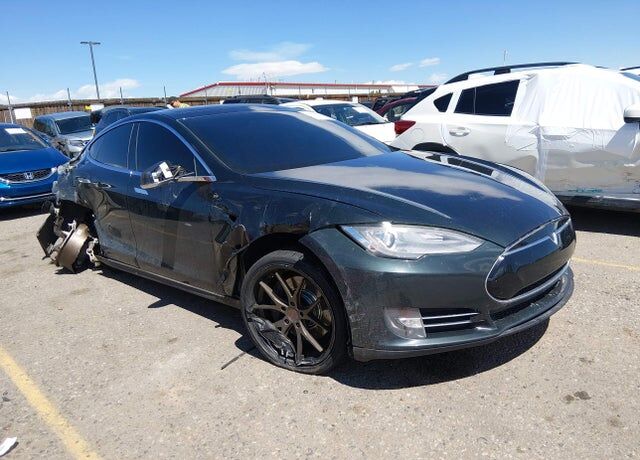 2013 TESLA Model S