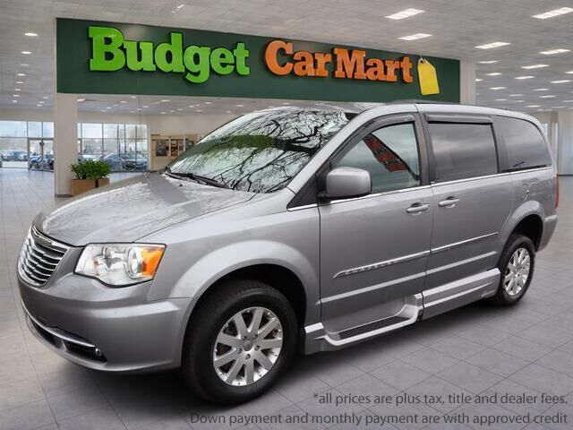 2014 CHRYSLER Town and Country