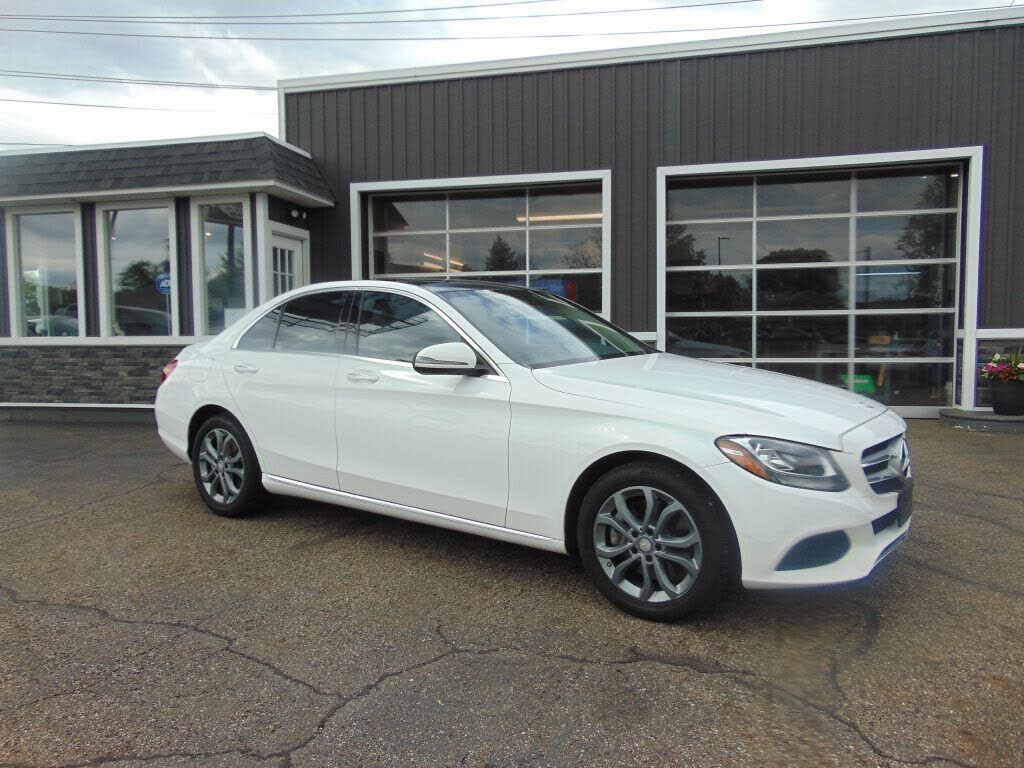 2016 MERCEDES-BENZ C-Class