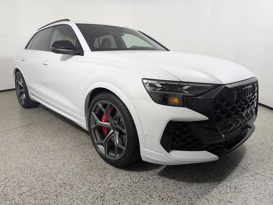 2026 AUDI RS Q8