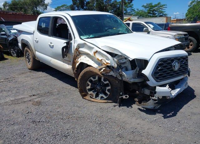 2020 TOYOTA Tacoma