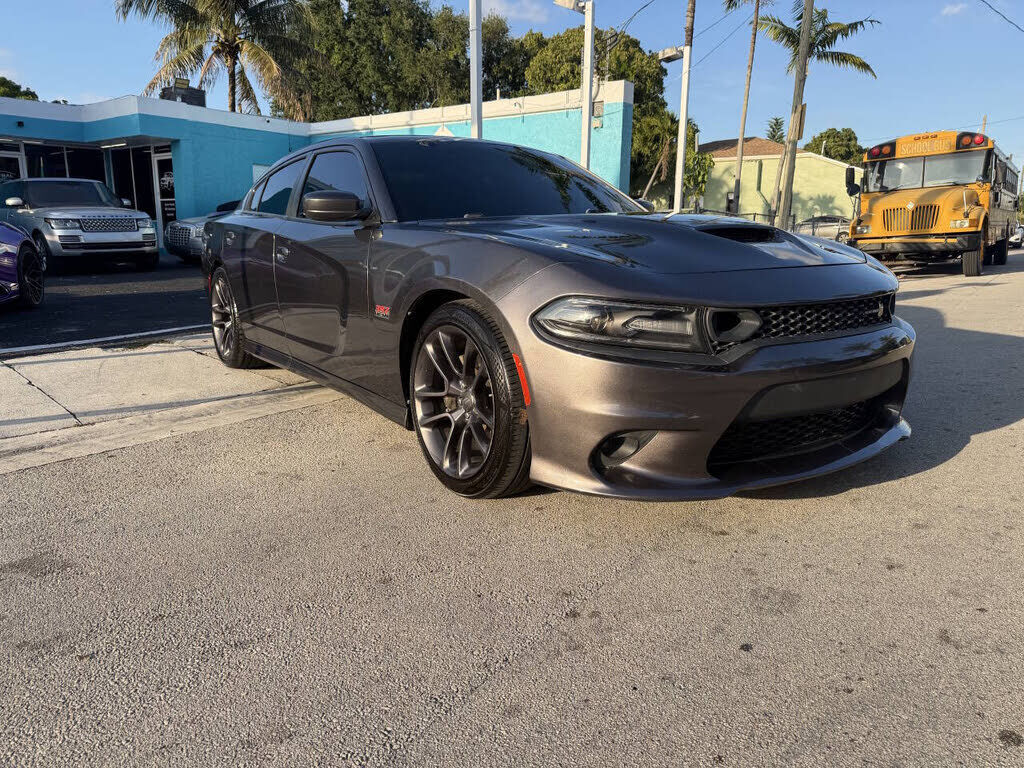 2020 DODGE Charger