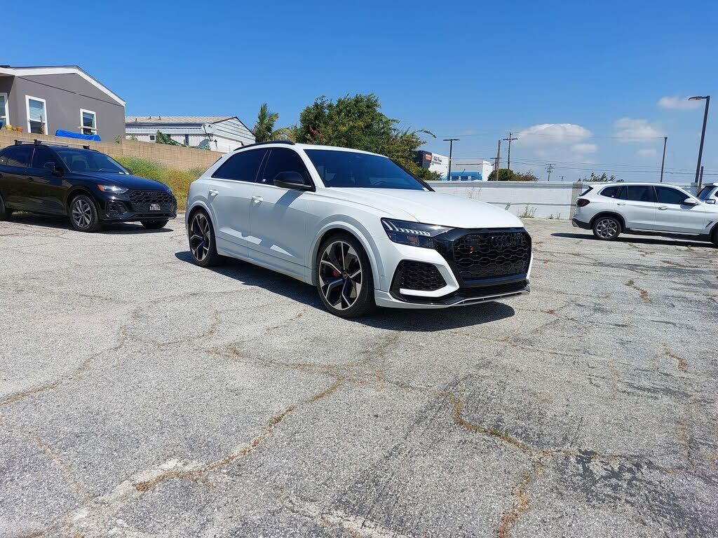 2023 Audi RS Q8