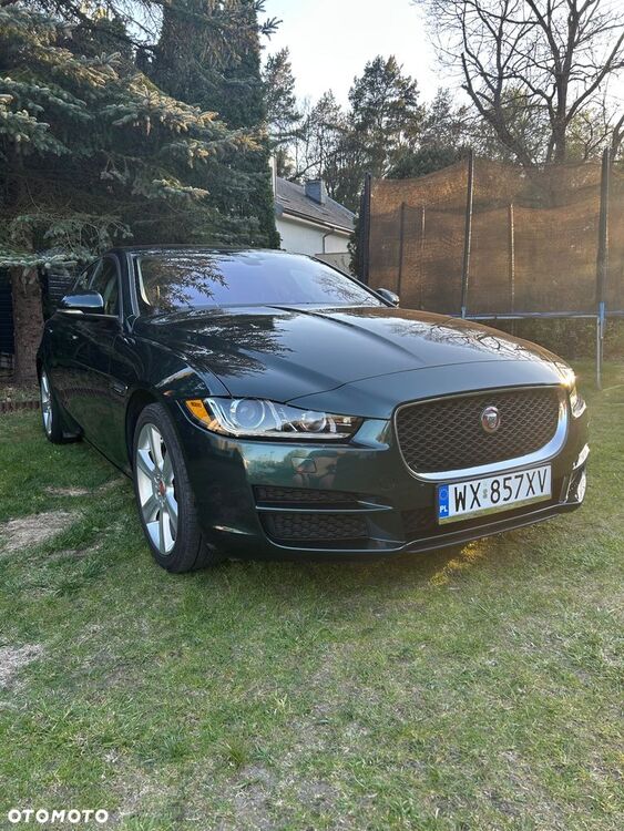 Jaguar XE