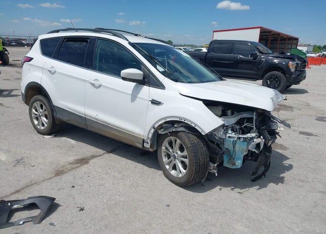 2018 FORD Escape