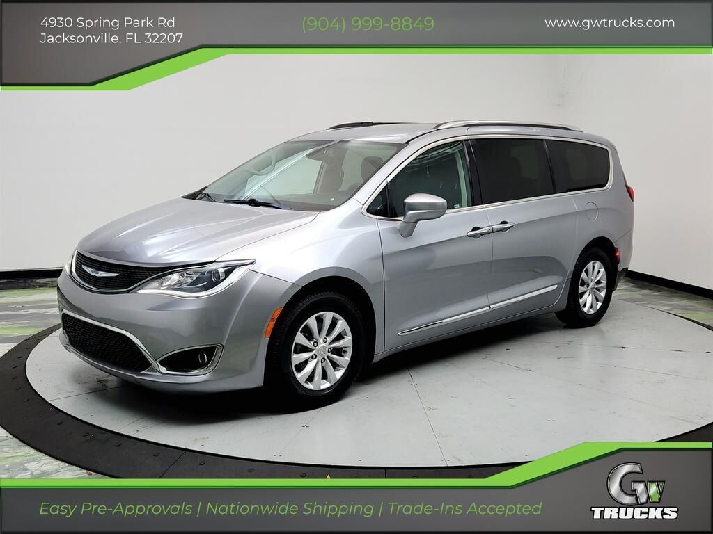 2019 CHRYSLER Pacifica