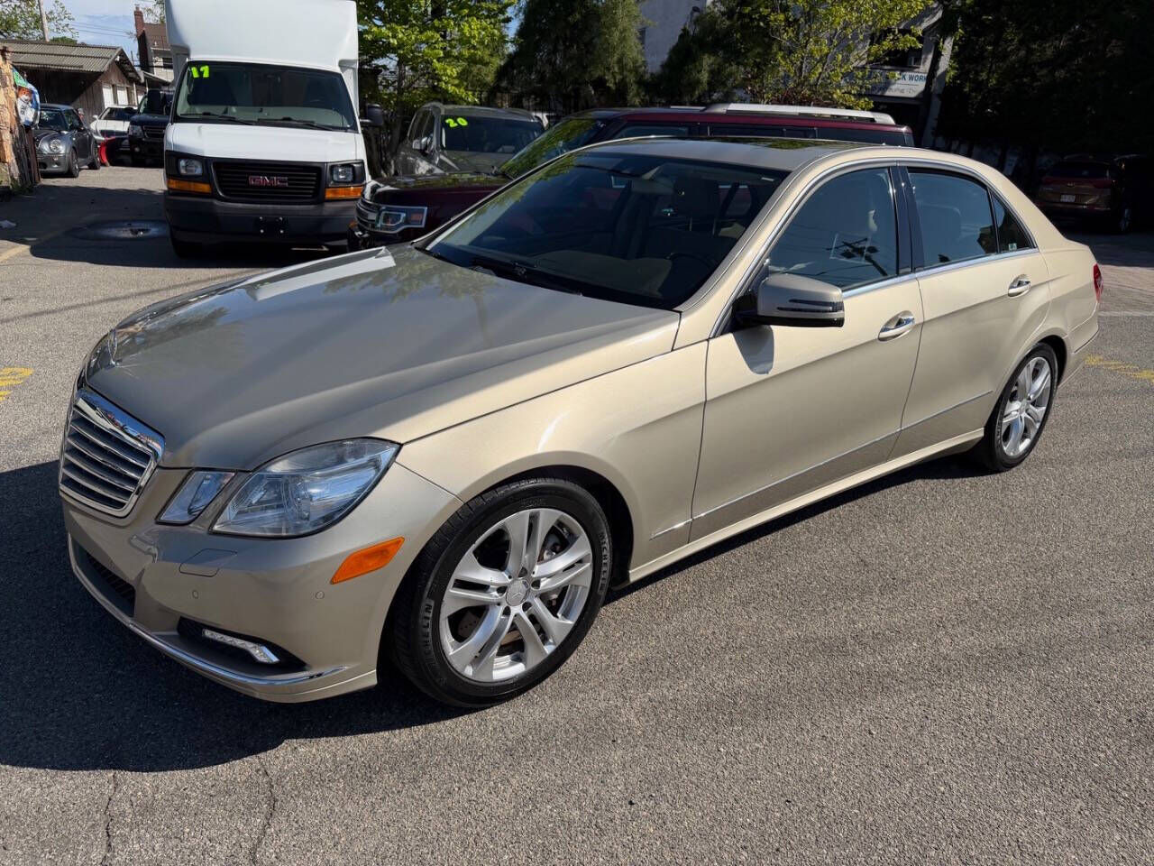 2010 MERCEDES-BENZ E-Class
