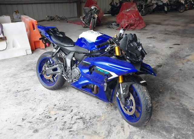 2025 YAMAHA YZF