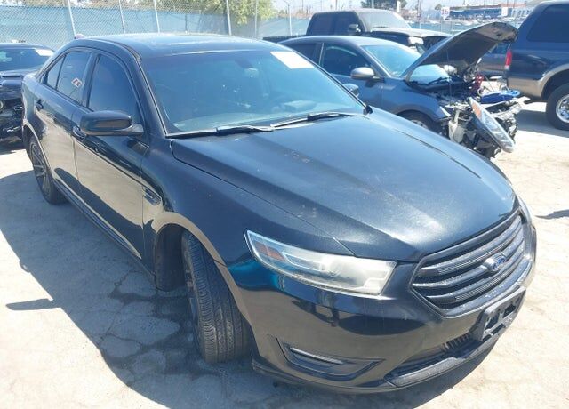 2013 FORD Taurus