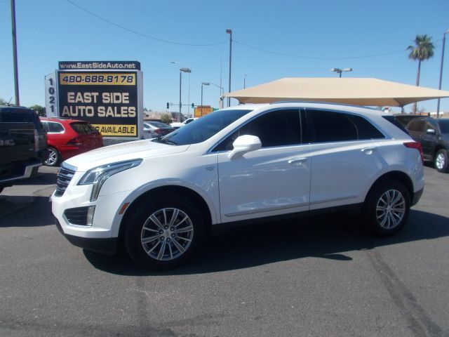 2017 CADILLAC XT5