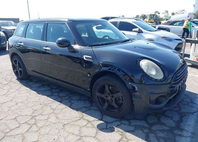 2016 MINI Clubman
