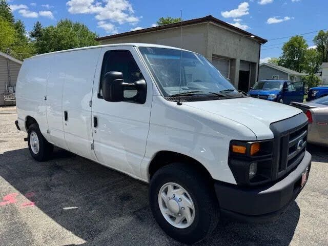 2013 FORD E-250