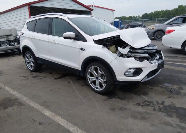 2017 FORD Escape