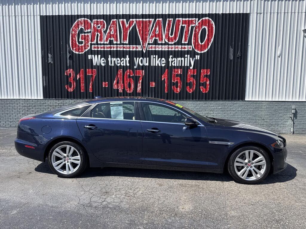 2016 JAGUAR XJ