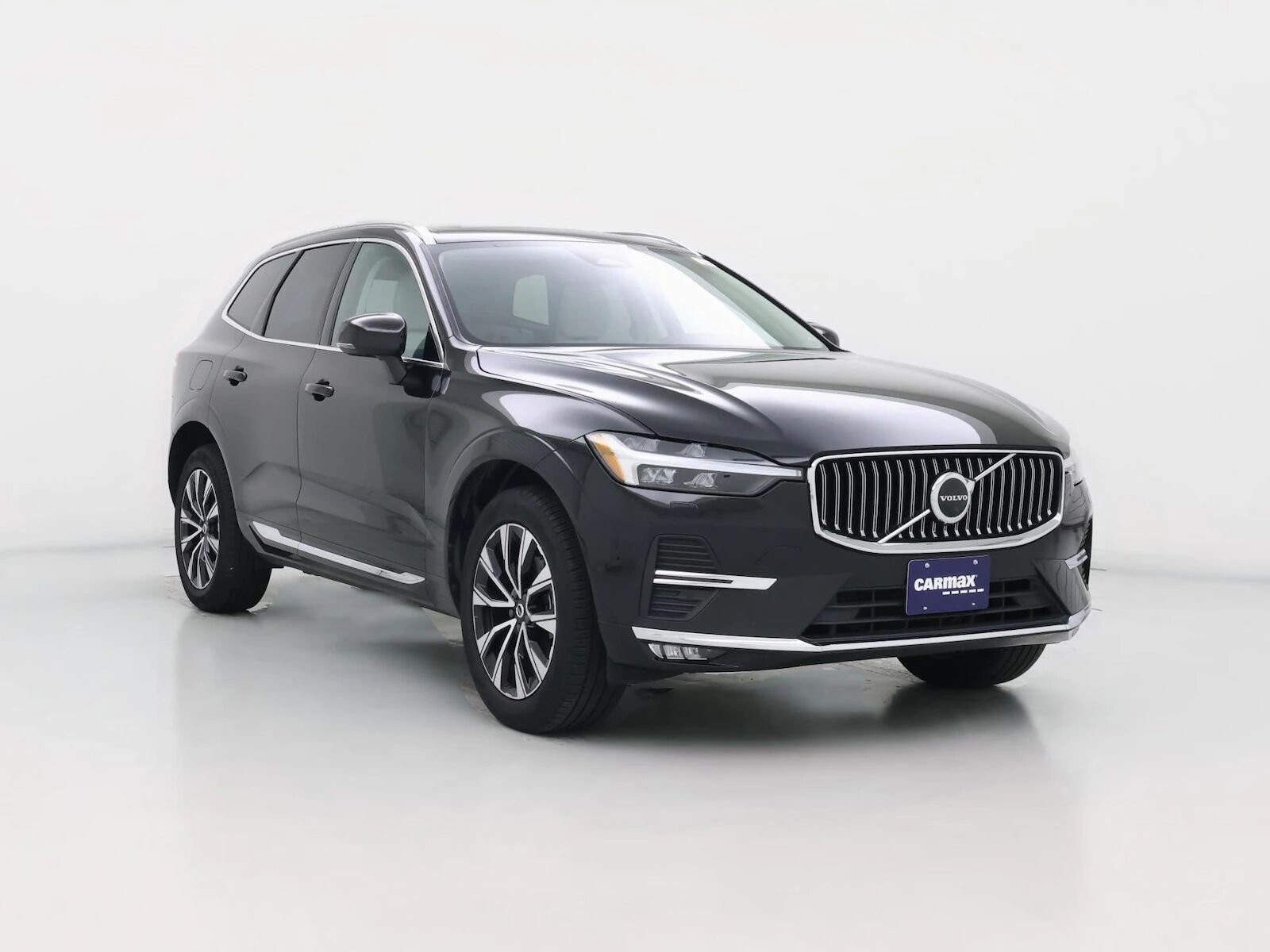 2023 VOLVO XC60
