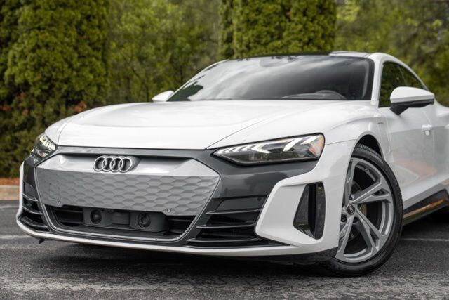 2022 Audi e-tron