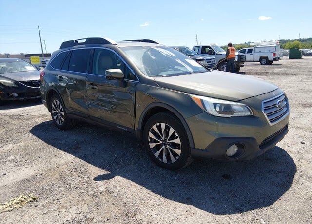 2015 SUBARU Outback