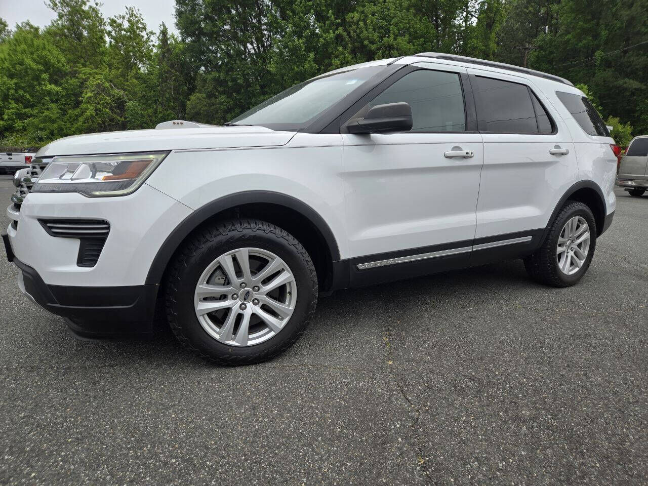 2018 FORD Explorer