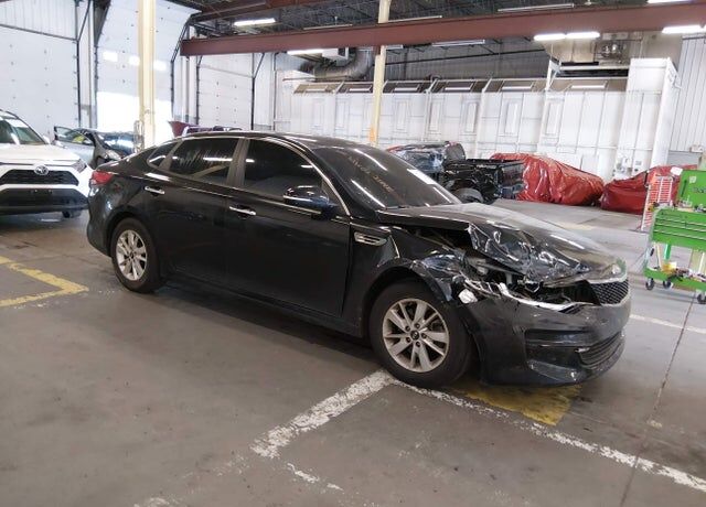 2018 KIA Optima