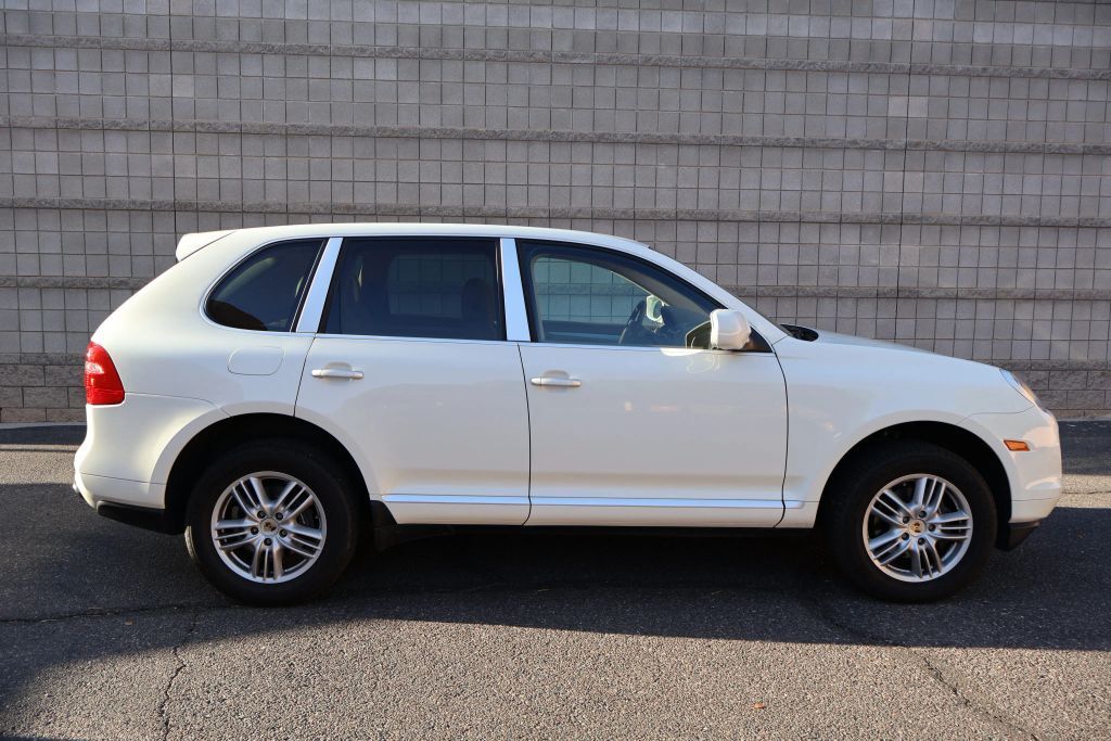 2010 PORSCHE Cayenne