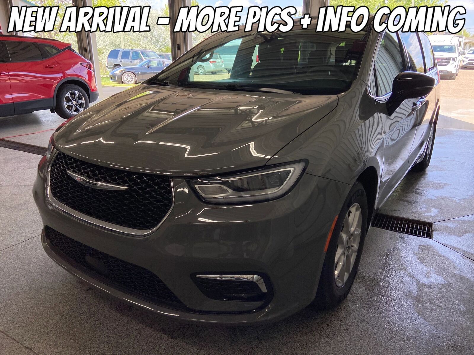 2025 CHRYSLER Pacifica