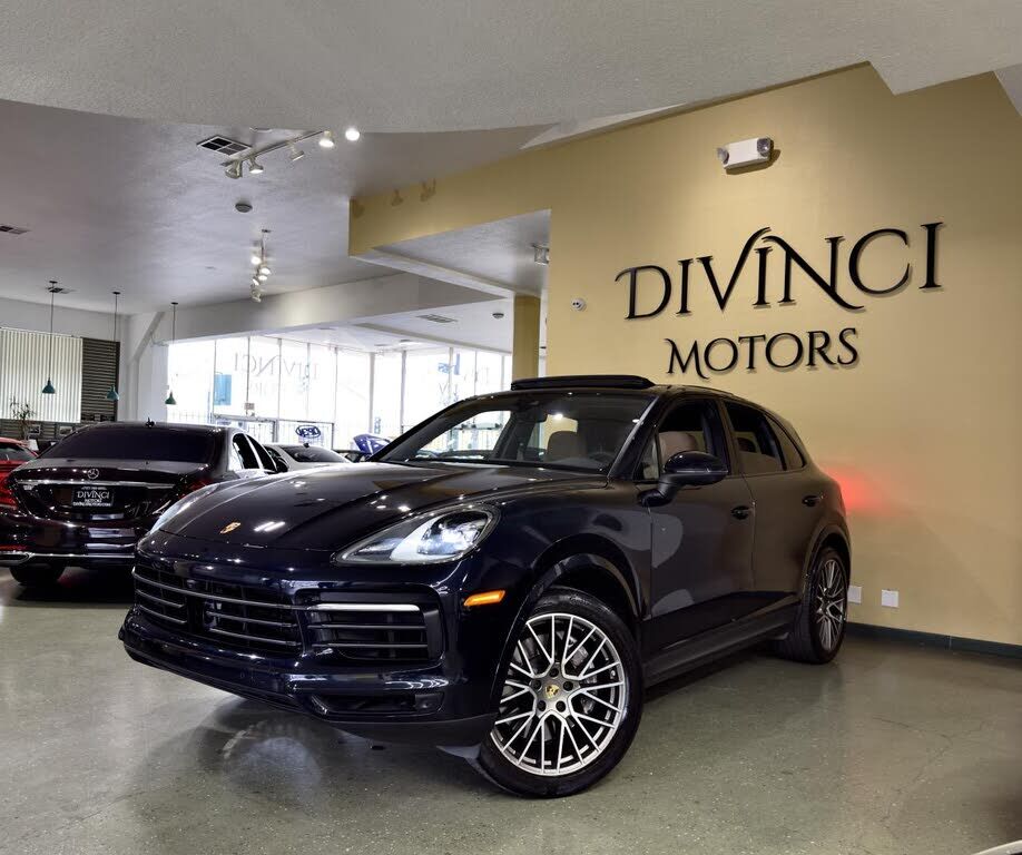 2023 PORSCHE Cayenne